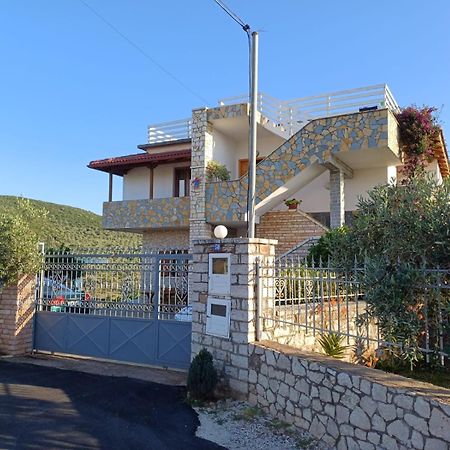 Pellumb Apartments Ксамил Экстерьер фото