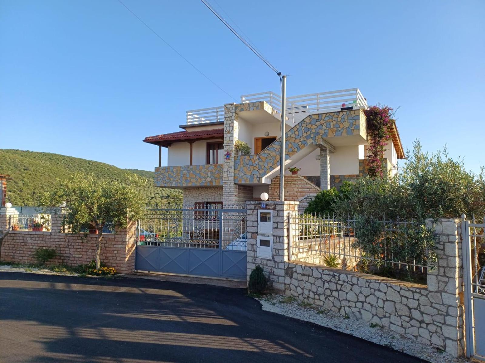 Pellumb Apartments Ксамил Экстерьер фото